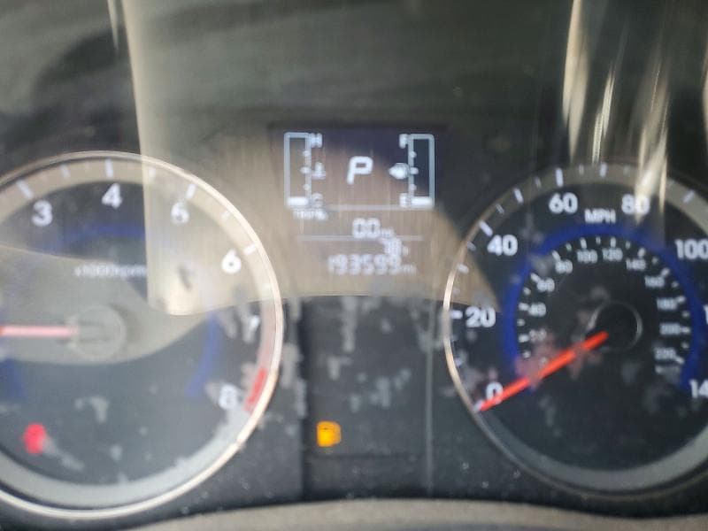 2017 HYUNDAI ACCENT SE 9