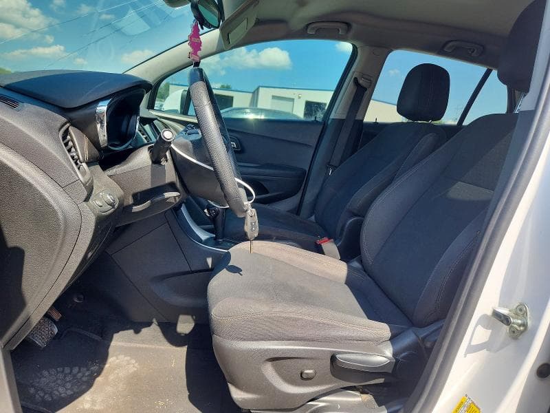 2020 CHEVROLET TRAX LS 7
