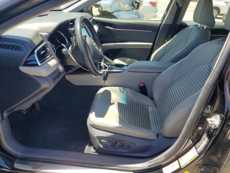 2018 TOYOTA CAMRY SE 7