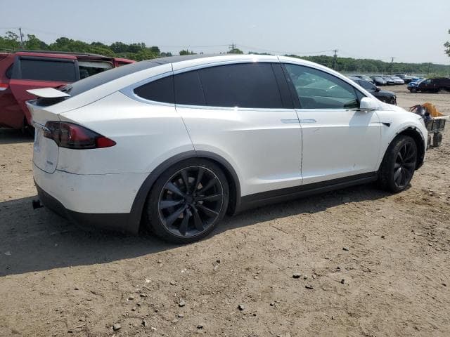 2017 TESLA MODEL X 3