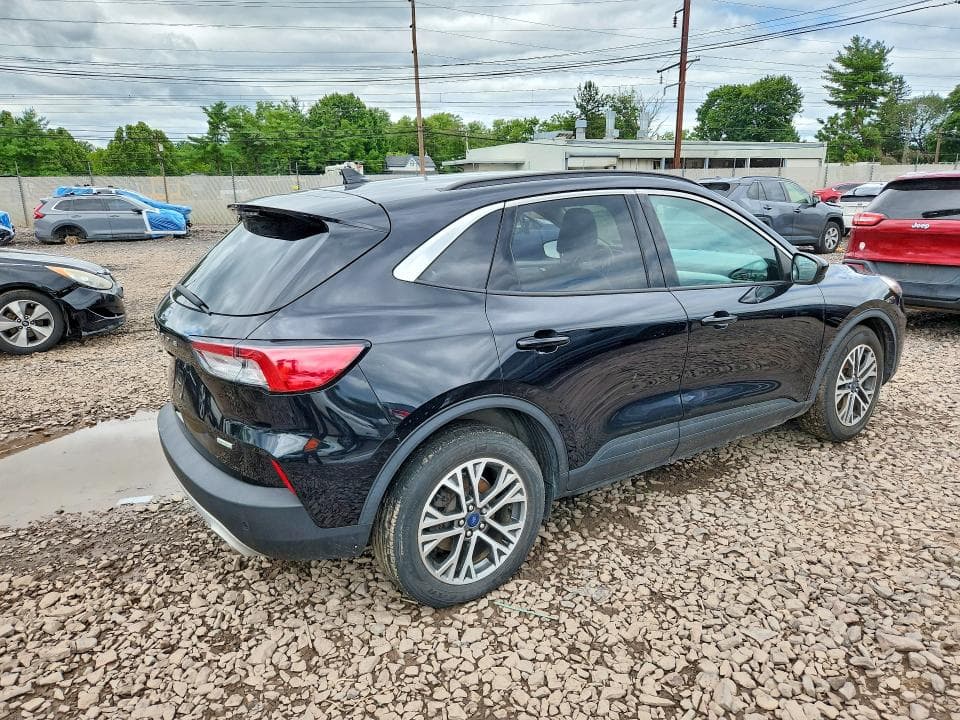 2020 FORD ESCAPE SEL 3