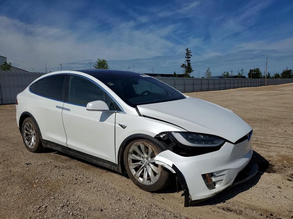 2018 TESLA MODEL X 4