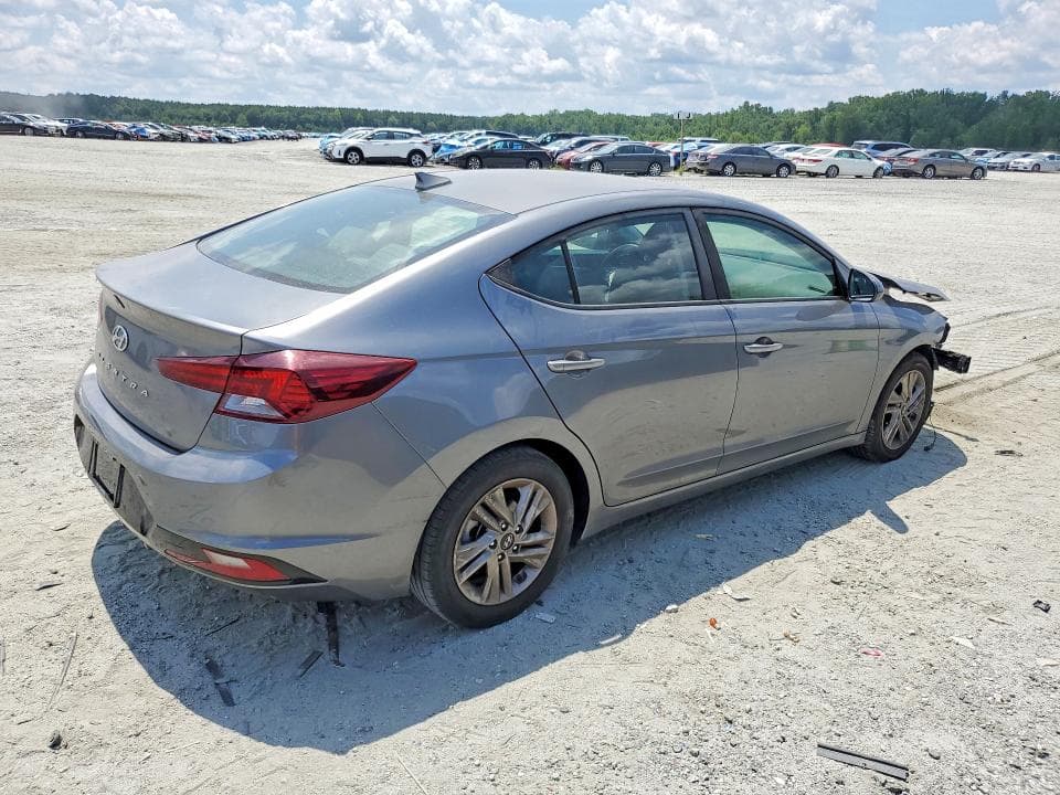 2019 HYUNDAI ELANTRA SEL 3