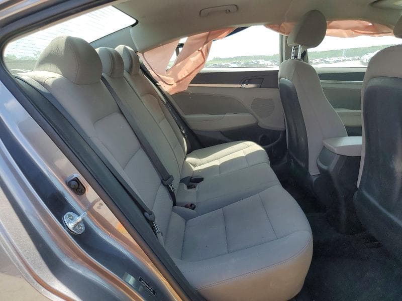 2019 HYUNDAI ELANTRA SEL 10