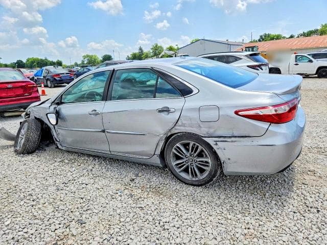 2017 TOYOTA CAMRY SE 2
