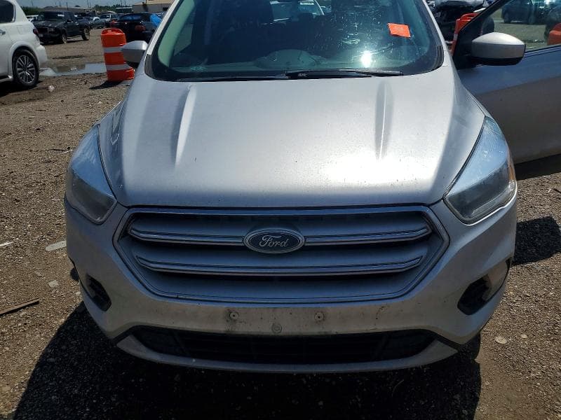 2018 FORD ESCAPE SE 11