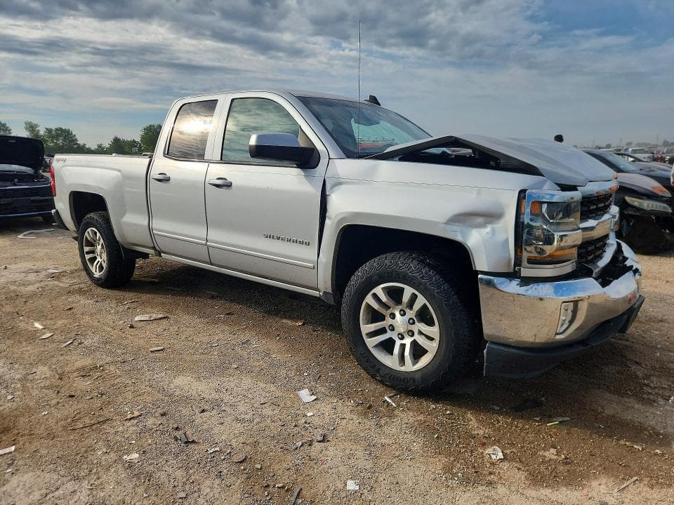 2017 CHEVROLET SILVERADO K1500 LT 4