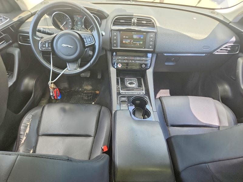 2017 JAGUAR F-PACE PREMIUM 8