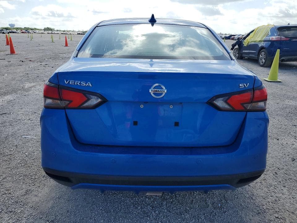 2021 NISSAN VERSA SV 6