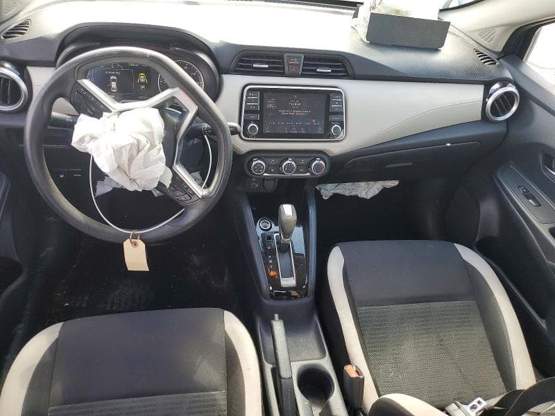 2021 NISSAN VERSA SV 8