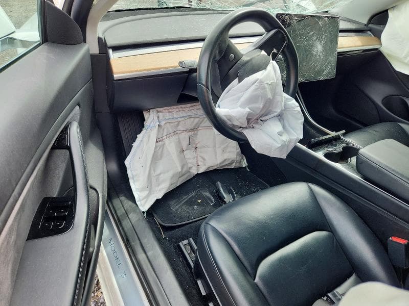 2019 TESLA MODEL 3 8