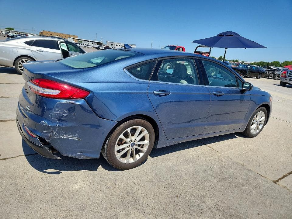 2019 FORD FUSION SE 3