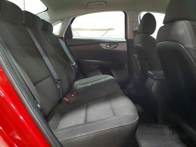 2019 KIA FORTE LXS 10