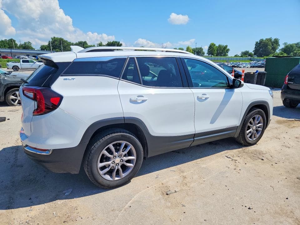 2024 GMC TERRAIN AT4 AWD 3