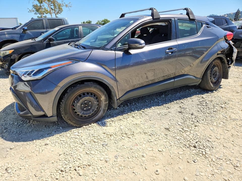 2021 TOYOTA C-HR LE - 1