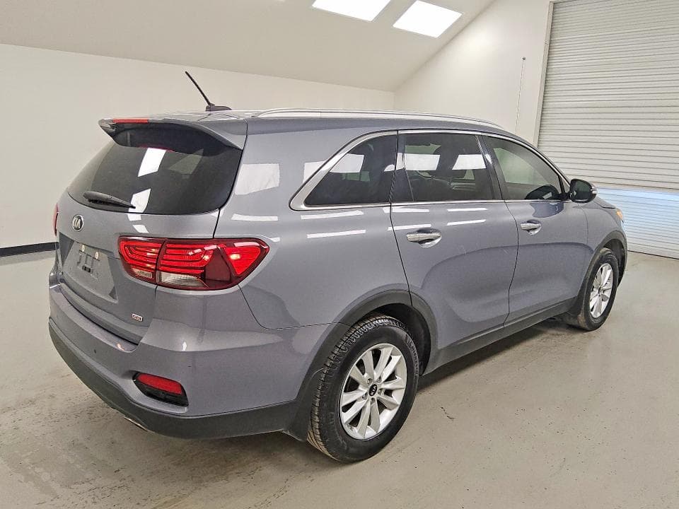 2020 KIA SORENTO LX 3