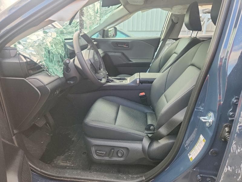 2026 TOYOTA RAV4 XLE PREMIUM 7