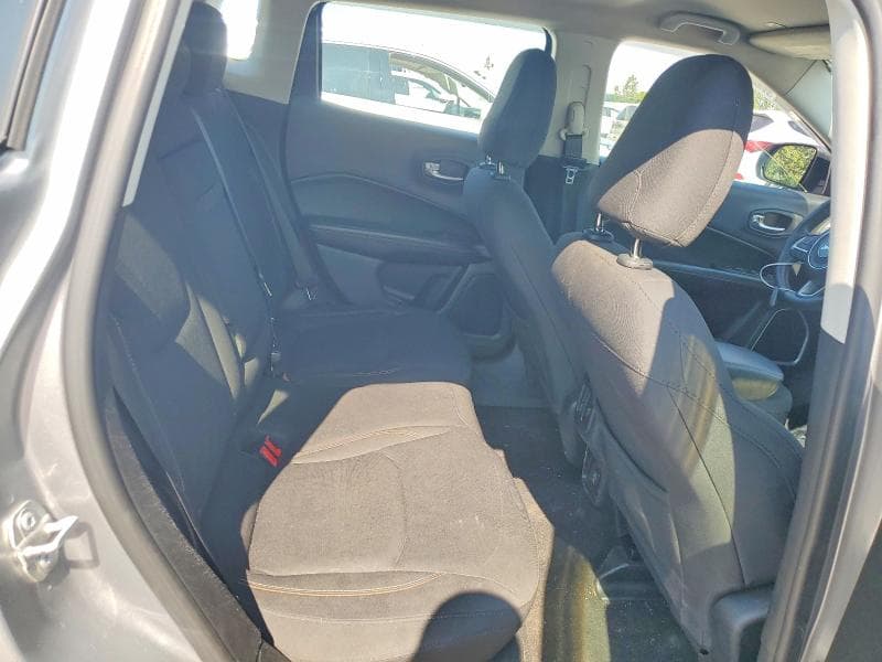 2018 JEEP COMPASS SPORT 11