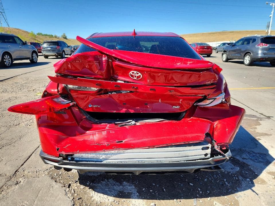 2025 TOYOTA CAMRY SE 6