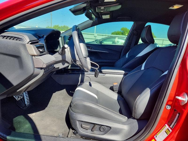 2025 TOYOTA CAMRY SE 7