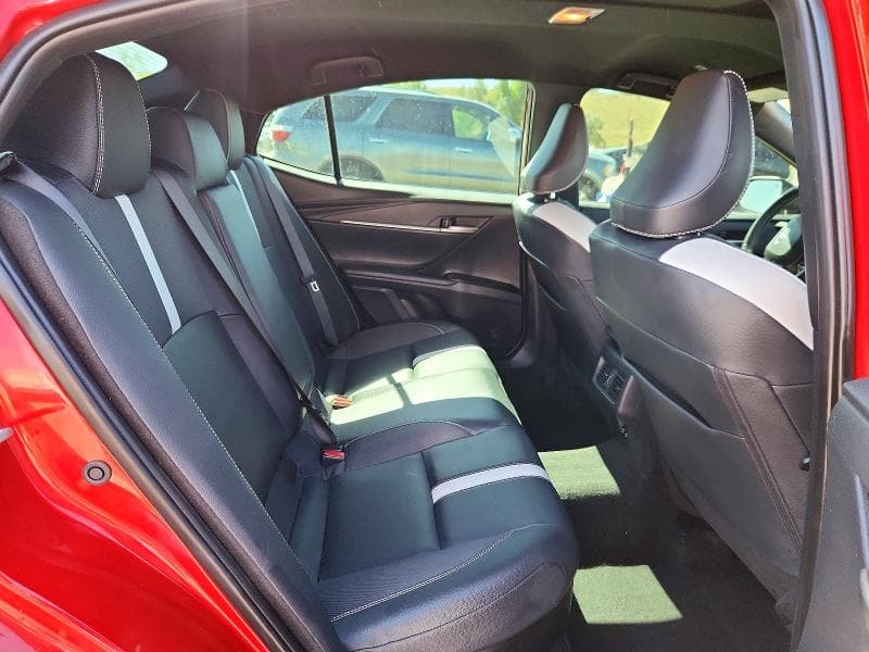 2025 TOYOTA CAMRY SE 10