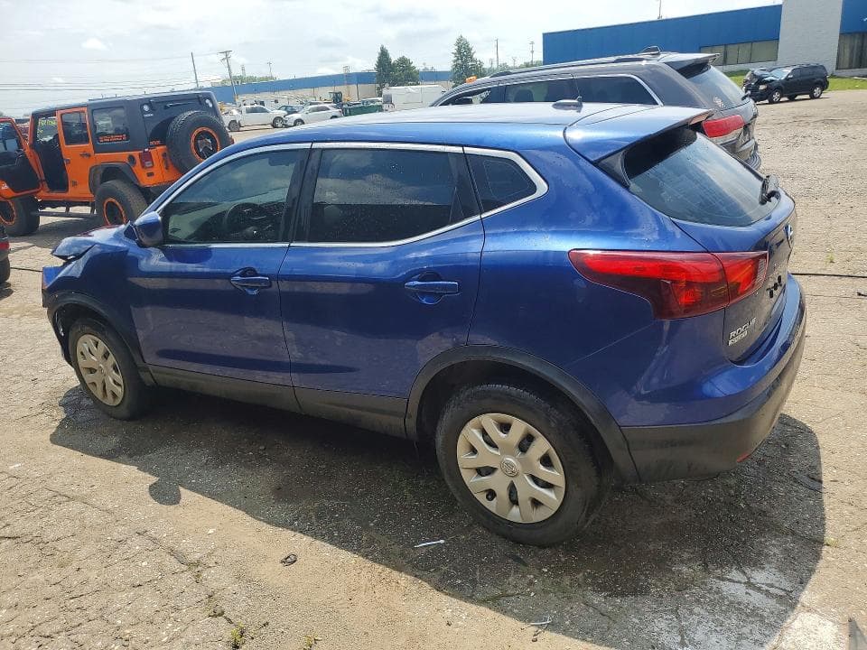 2018 NISSAN ROGUE SPORT S 2
