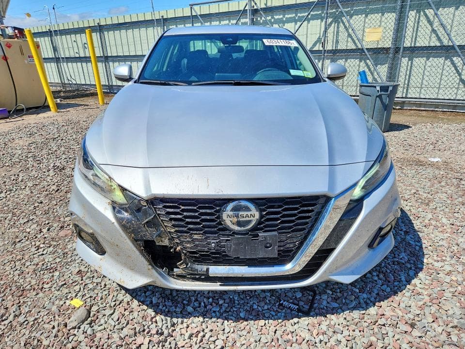 2021 NISSAN ALTIMA SL 5