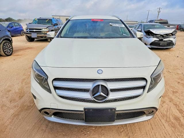 2017 MERCEDES-BENZ GLA 250 250 5