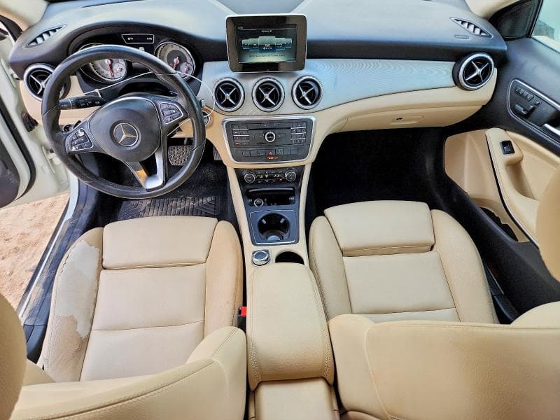 2017 MERCEDES-BENZ GLA 250 250 8