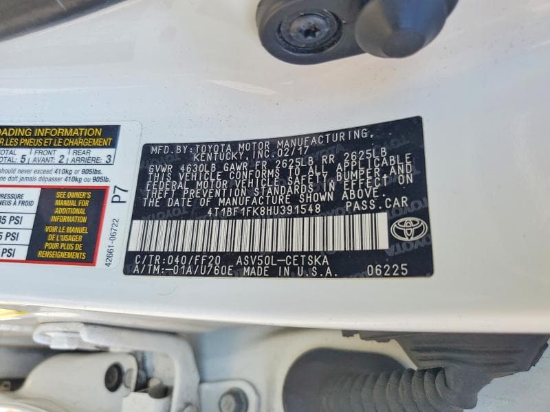 2017 TOYOTA CAMRY SE 12