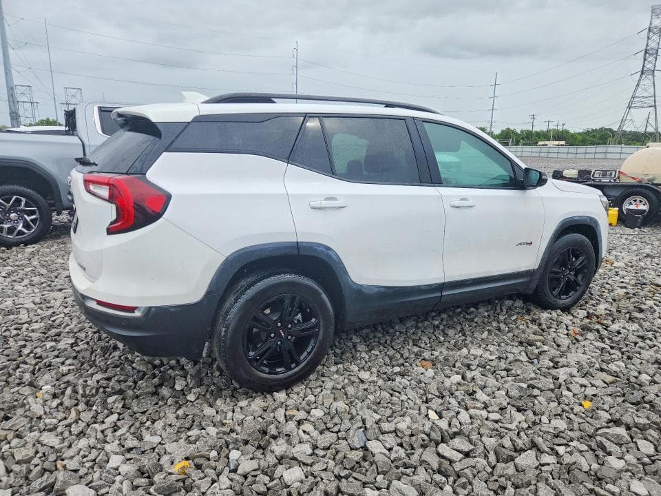 2022 GMC TERRAIN AT4 3