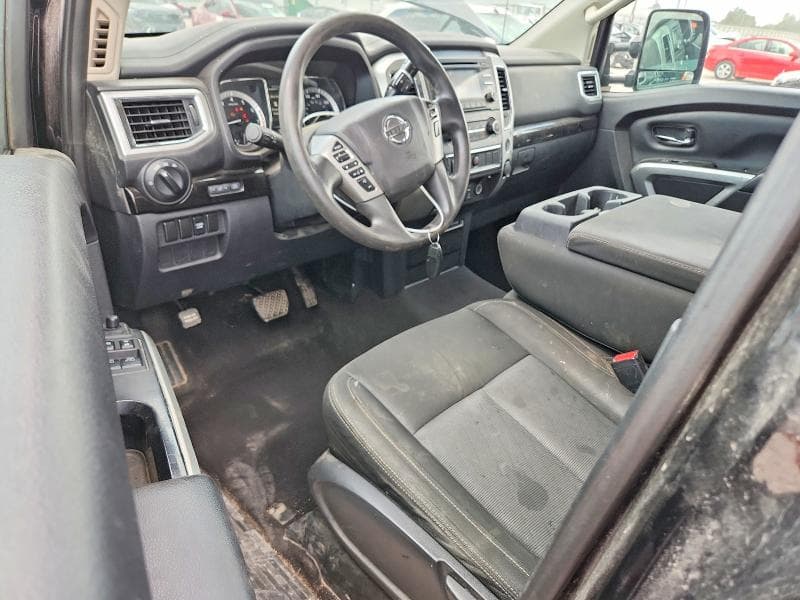 2018 NISSAN TITAN XD S/SV 8