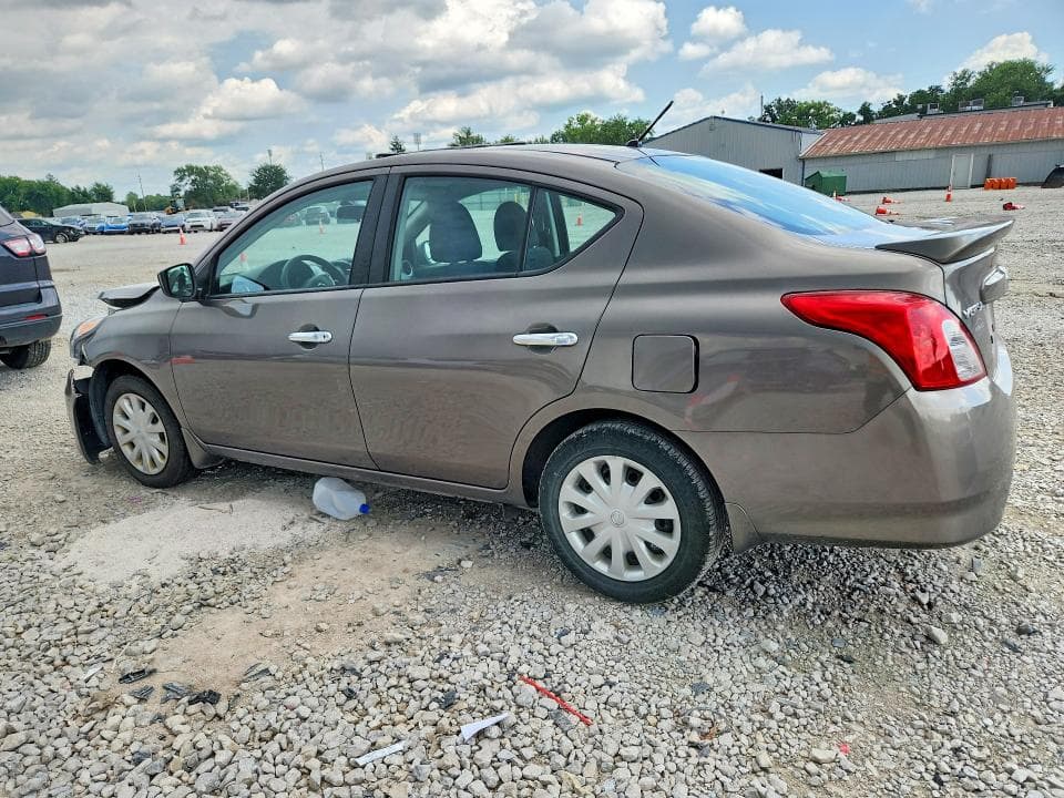 2017 NISSAN VERSA 1.6 SV 2