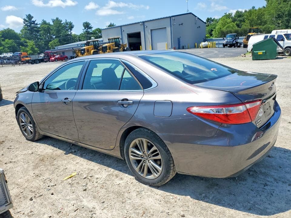 2016 TOYOTA CAMRY SE SE 2