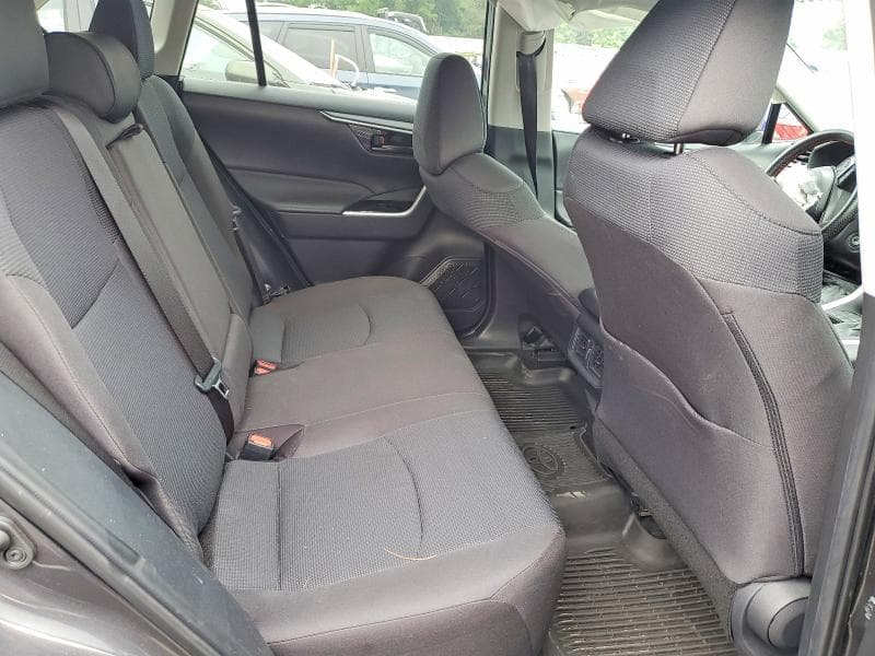 2025 TOYOTA RAV4 LE 10