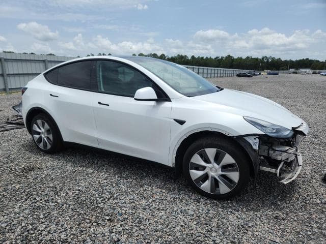 2023 TESLA MODEL Y 4