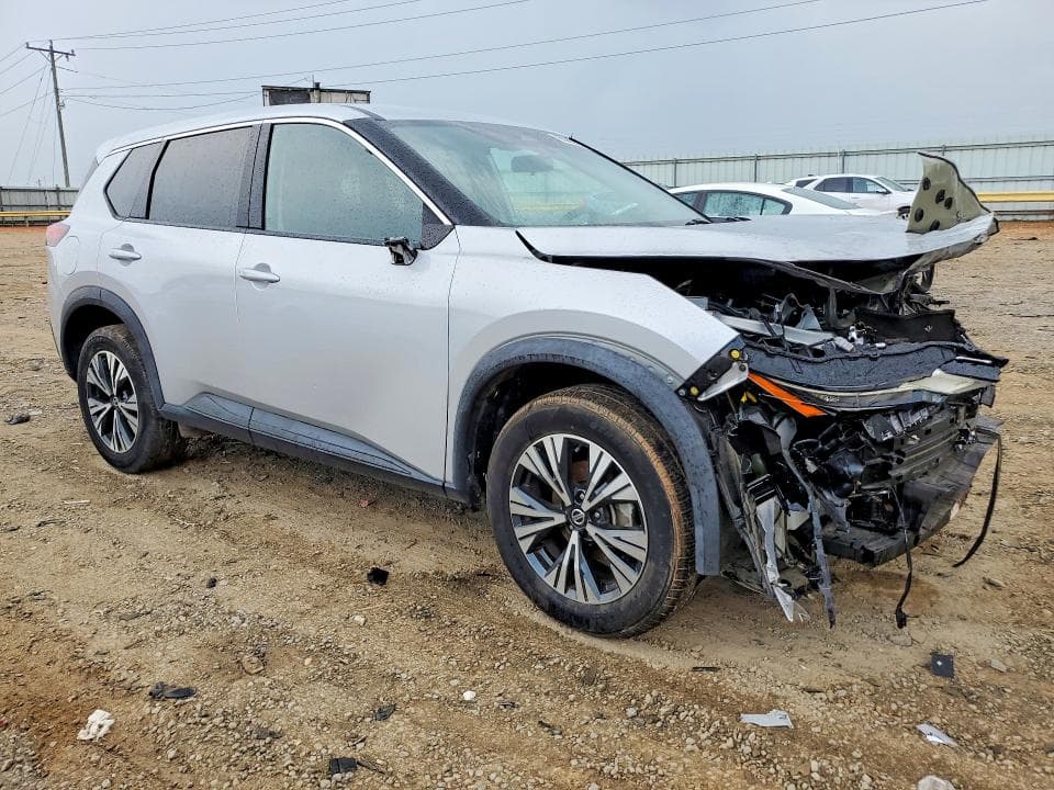 2021 NISSAN ROGUE SV 4