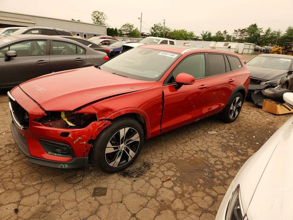 2020 VOLVO V60 CROSS COUNTRY T5 MOMENTUM T5 MOMENTUM - 1