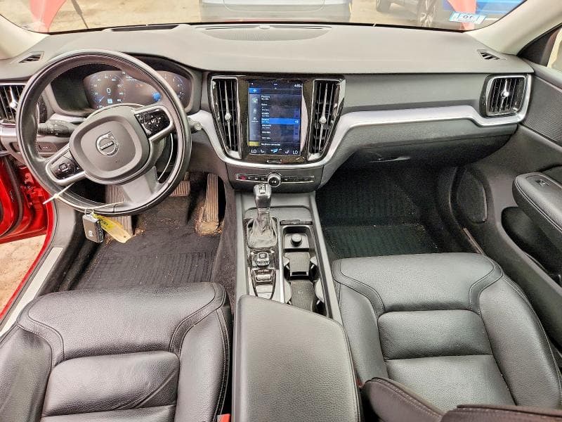 2020 VOLVO V60 CROSS COUNTRY T5 MOMENTUM T5 MOMENTUM 8