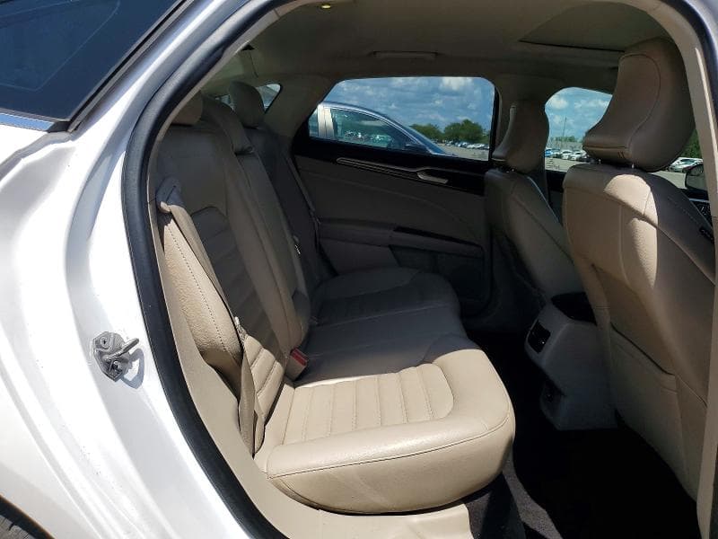 2017 FORD FUSION SE 10