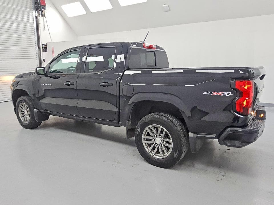 2023 CHEVROLET COLORADO LT 2
