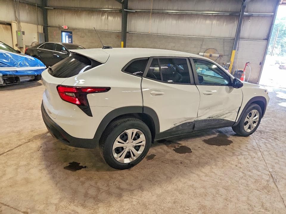 2026 CHEVROLET TRAX LS 4