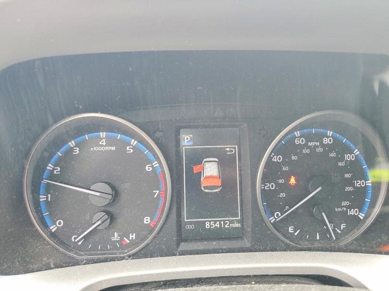 2018 TOYOTA RAV4 LE 9