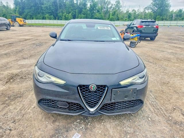 2017 ALFA ROMEO GIULIA Q4 5
