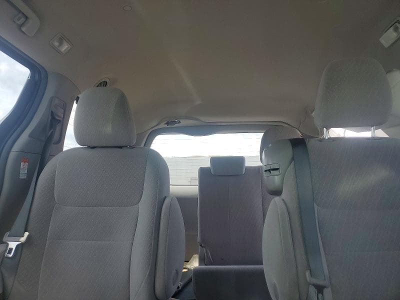 2017 TOYOTA SIENNA LE LE 10