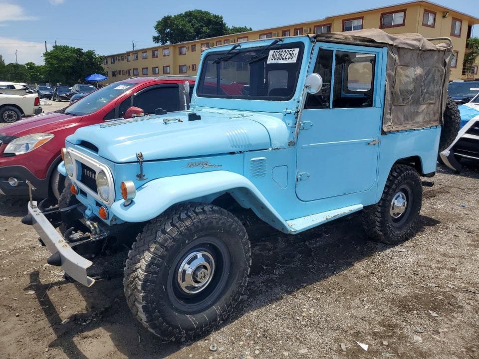 1967 TOYOTA LAND CRUISER