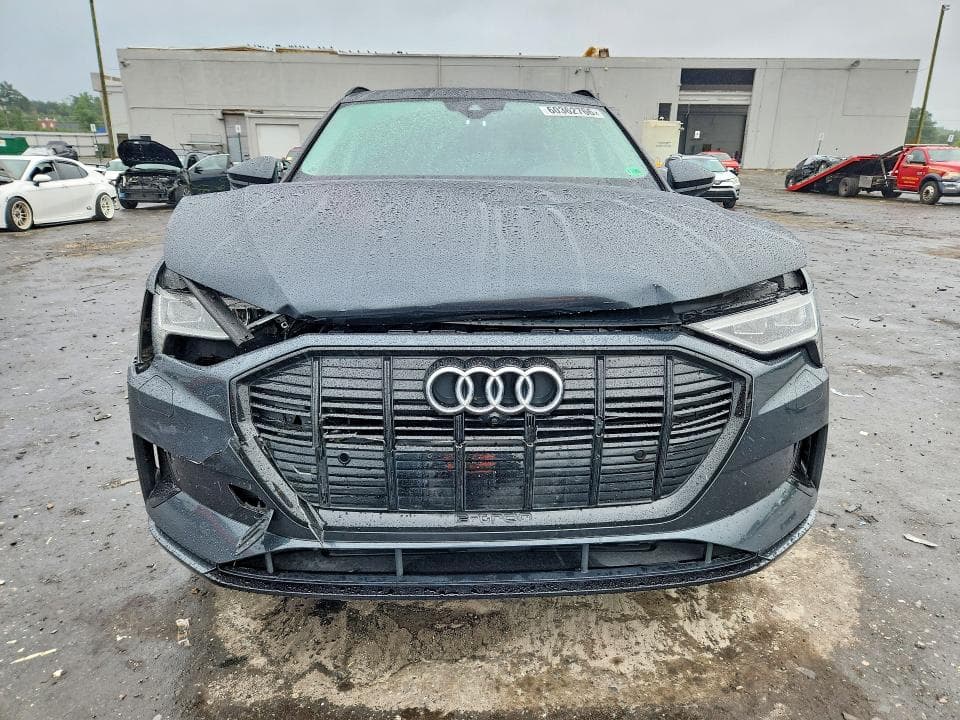 2022 AUDI E-TRON PREMIUM PLUS 5