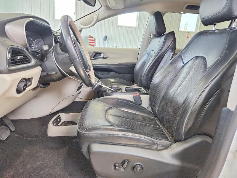 2018 CHRYSLER PACIFICA LIMITED 7