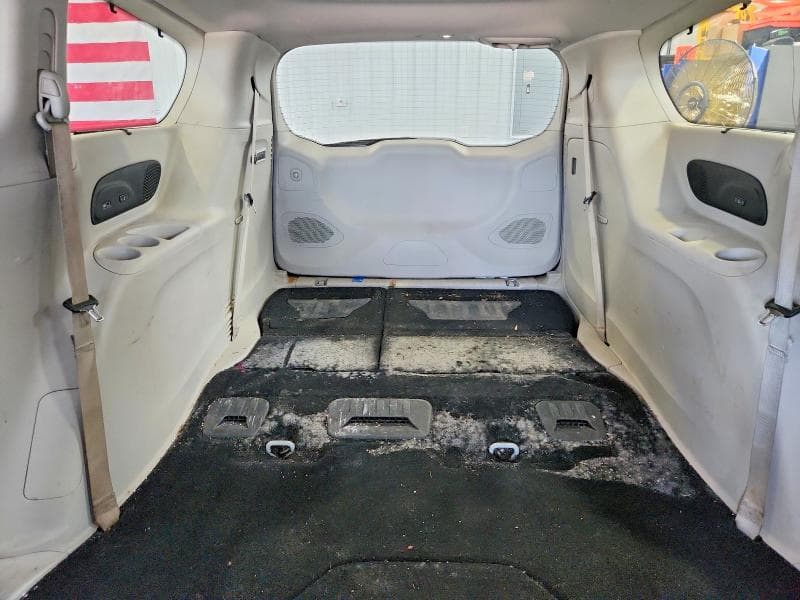 2018 CHRYSLER PACIFICA LIMITED 10