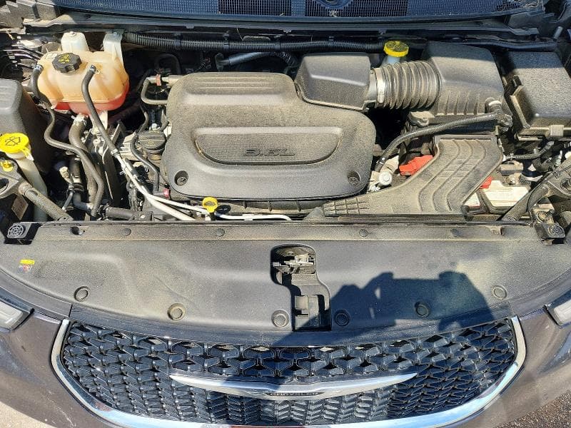 2023 CHRYSLER PACIFICA LIMITED 12